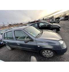 Feu arriere principal droit (feux) RENAULT CLIO 2 CAMPUS Photo n°13