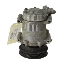 Compresseur clim RENAULT CLIO 2 Photo n°4