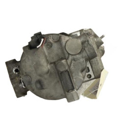 Compresseur clim VOLKSWAGEN GOLF 5 Photo n°5