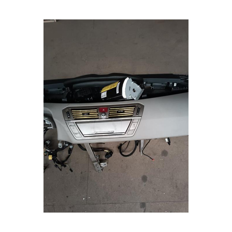 Planche de bord complete CITROEN C4 GRAND PICASSO 1