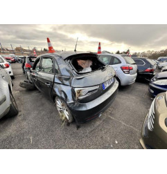 Attache ceinture arriere droit AUDI A1 1 Photo n°16