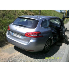 Volant PEUGEOT 308 2 SW Photo n°8