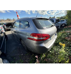 Volant PEUGEOT 308 2 SW Photo n°11