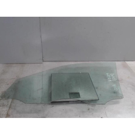 Vitre avant droit VOLKSWAGEN POLO 4 Photo n°1