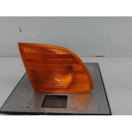 Optique avant secondaire droit (feux)(clignotant) MERCEDES VITO 638