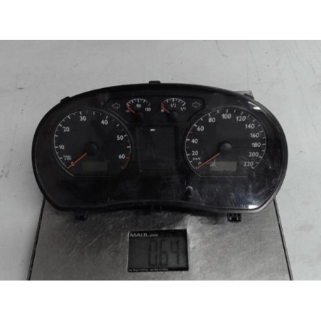 Compteur VOLKSWAGEN POLO 4 Photo n°1
