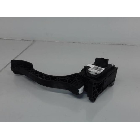 Pedale d'accelerateur PEUGEOT 5008 1