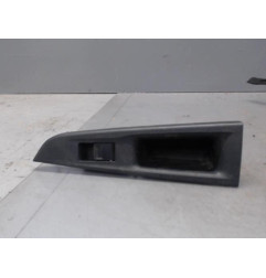 Interrupteur de leve vitre arriere gauche TOYOTA VERSO-S