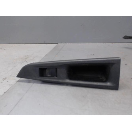 Interrupteur de leve vitre arriere gauche TOYOTA VERSO-S