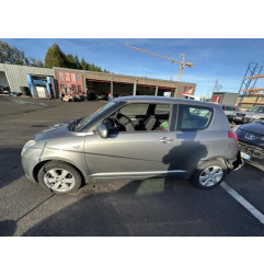 Feu arriere principal droit (feux) SUZUKI SWIFT 3 Photo n°17