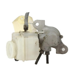 Maitre cylindre (freinage) RENAULT CLIO 4 Photo n°4