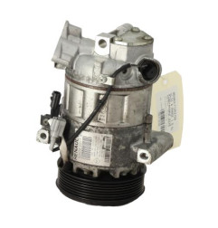 Compresseur clim RENAULT CLIO 4 Photo n°1