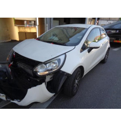 Attache ceinture arriere gauche KIA RIO 3 Photo n°6