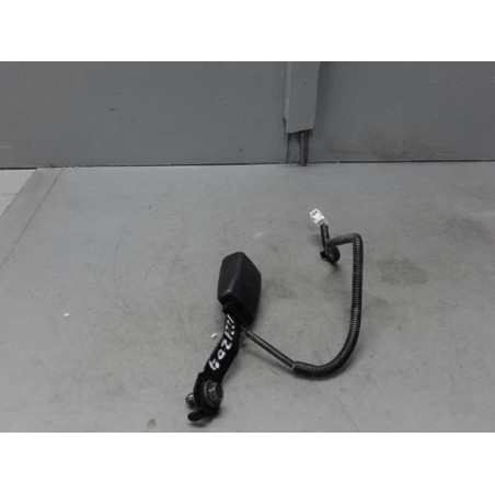 Attache ceinture avant gauche KIA RIO 3