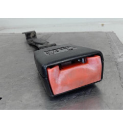 Attache ceinture avant droit VOLKSWAGEN POLO 4 Photo n°3