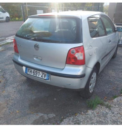 Attache ceinture avant gauche VOLKSWAGEN POLO 4 Photo n°3