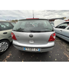 Attache ceinture avant gauche VOLKSWAGEN POLO 4 Photo n°12