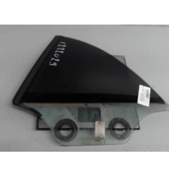 Vitre arriere gauche BMW SERIE 1 E88 Photo n°1