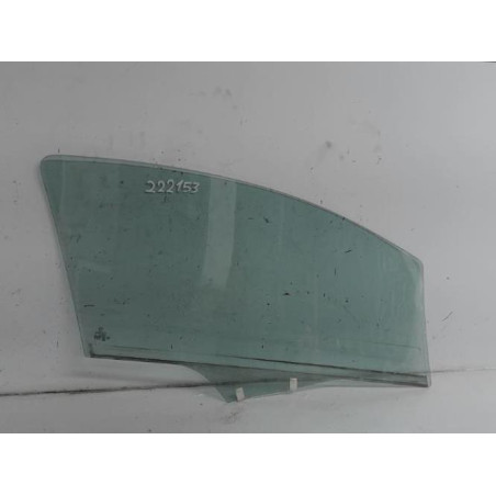 Vitre avant gauche PEUGEOT 207