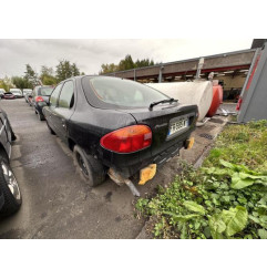 Feu arriere principal droit (feux) FORD MONDEO 1 Photo n°17