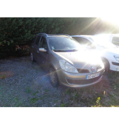 Verin de coffre RENAULT CLIO 3 Photo n°11