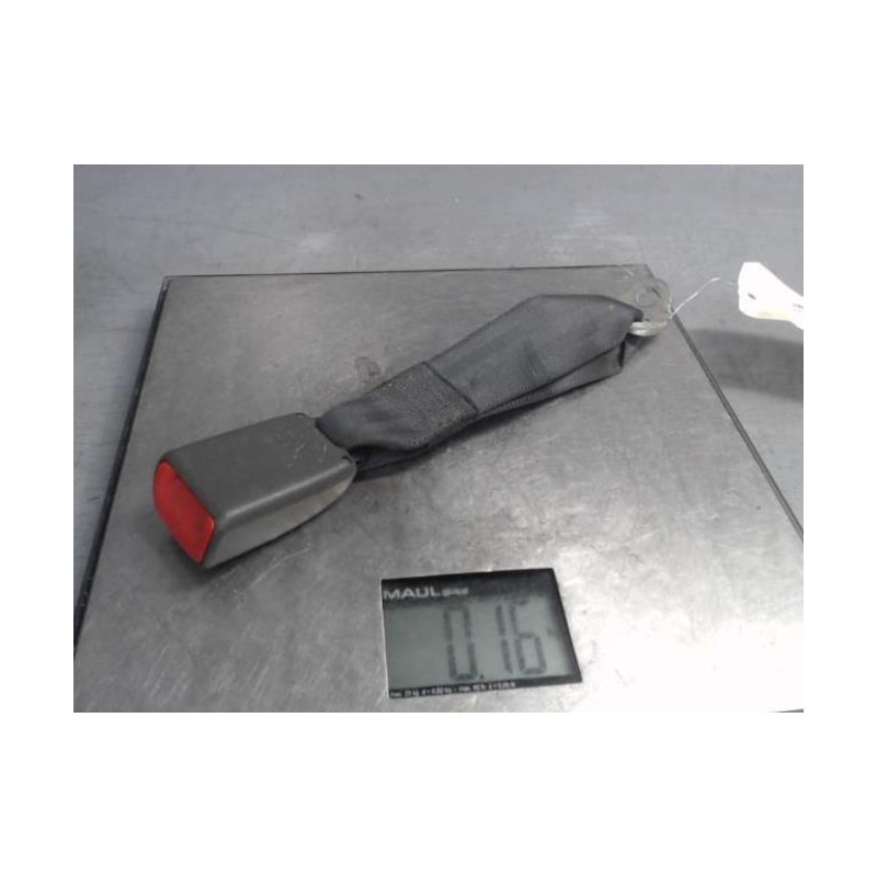 Attache ceinture arriere centrale NISSAN NAVARA 1