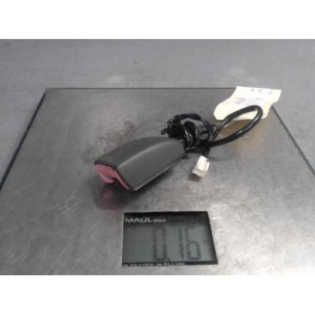 Attache ceinture avant gauche NISSAN NAVARA 1