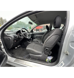 Attache ceinture arriere droit PEUGEOT 206 Photo n°18