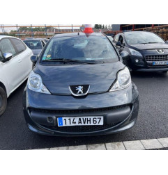 Attache ceinture avant gauche PEUGEOT 107 Photo n°10