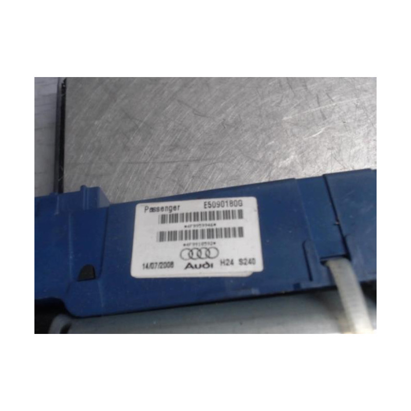 Moteur ouverture de Coffre/Malle/Hayon AUDI A4 3