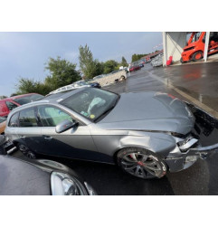 Moteur ouverture de Coffre/Malle/Hayon AUDI A4 3 Photo n°16