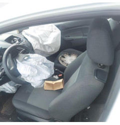 Attache ceinture avant gauche FORD FIESTA 6 Photo n°7