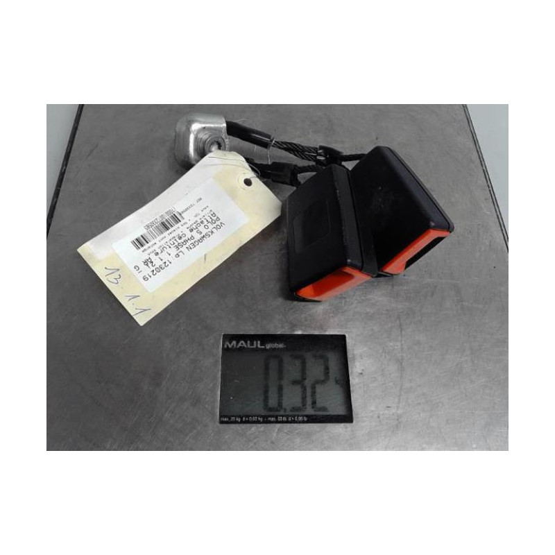 Attache ceinture arriere gauche VOLKSWAGEN POLO 5