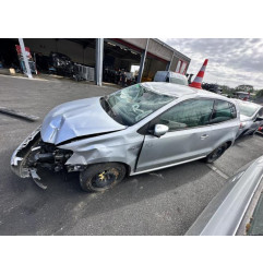 Attache ceinture arriere gauche VOLKSWAGEN POLO 5 Photo n°5