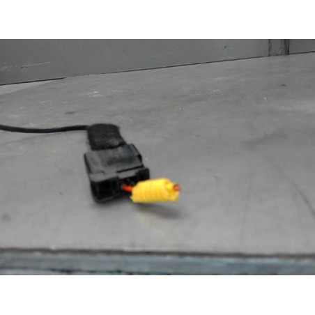 Attache ceinture avant droit CHEVROLET AVEO 2