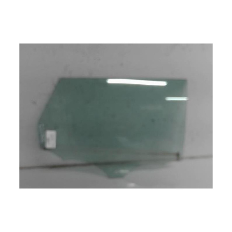 Vitre arriere droit LAND ROVER RANGE ROVER 1 EVOQUE