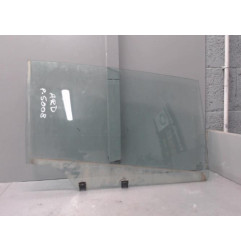 Vitre arriere droit PEUGEOT 5008 1