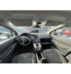 Vitre arriere droit PEUGEOT 5008 1 Photo n°3