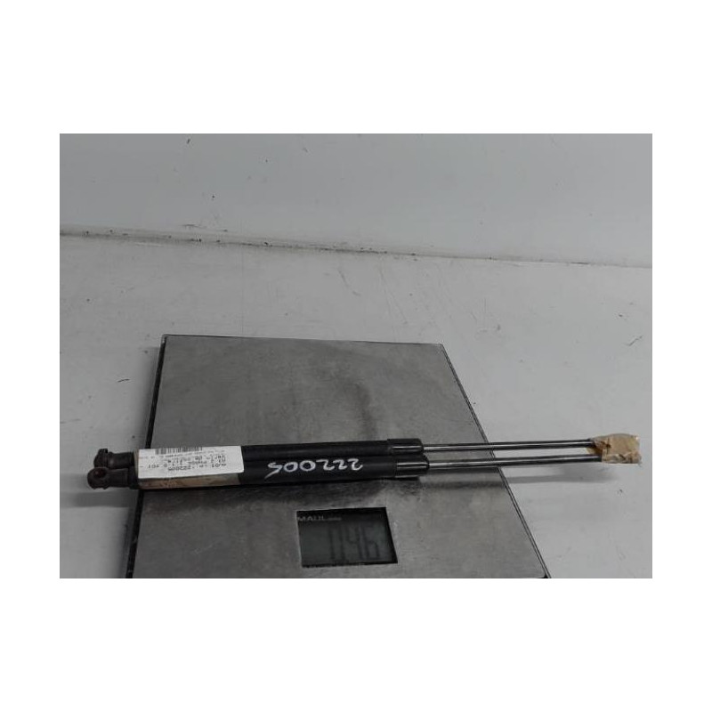 Verin de coffre AUDI A3 2