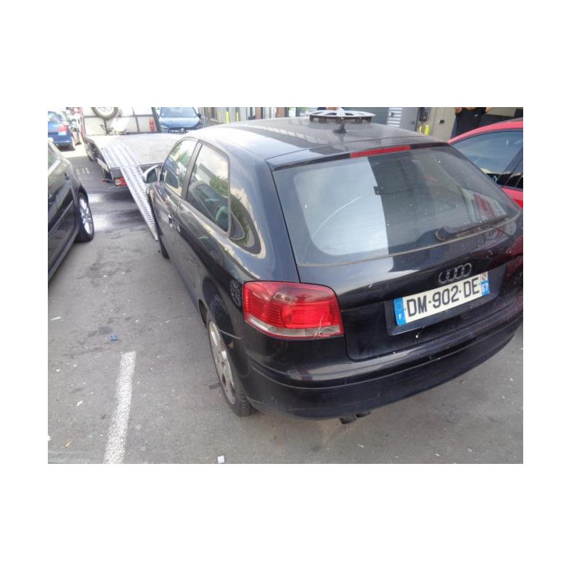 Verin de coffre AUDI A3 2