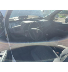 Renfort pare choc avant (traverse) FIAT DOBLO 2 Photo n°17