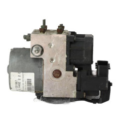 Bloc ABS (freins anti-blocage) TOYOTA COROLLA 10 Photo n°1