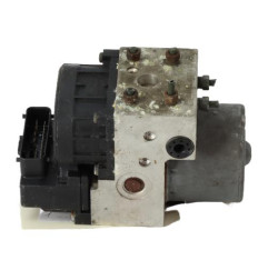 Bloc ABS (freins anti-blocage) TOYOTA COROLLA 10 Photo n°3