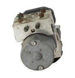 Bloc ABS (freins anti-blocage) TOYOTA COROLLA 10 Photo n°4