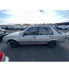 Optique avant principal droit (feux)(phare) PEUGEOT 309 Photo n°18