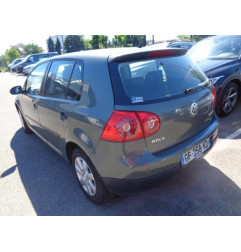 Compresseur clim VOLKSWAGEN GOLF 5 Photo n°10