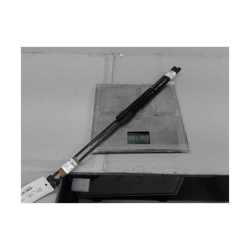 Verin de coffre RENAULT MEGANE 3