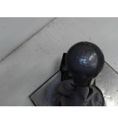 Levier de vitesses TOYOTA YARIS 1 Photo n°4