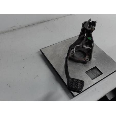 Pedale de frein TOYOTA YARIS 1 Photo n°1