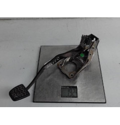 Pedale de frein TOYOTA YARIS 1
